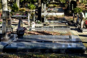 Pabrango net paminklai: gamintojai pripažįsta – „sarmata“ klientui pasakyti tokią kainą