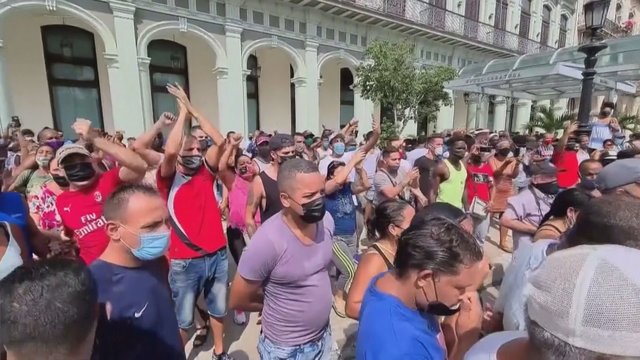 Protestuotojai Kuboje pasiekė savo: gyventojai nuo šiol galės susipažinti su teismo bylomis