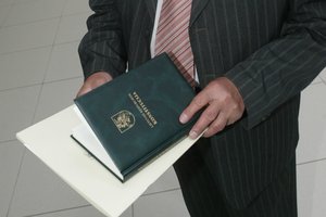 Geriausiai Konstituciją išmanantis pasaulio lietuvis – A. Tumėnas iš Suomijos