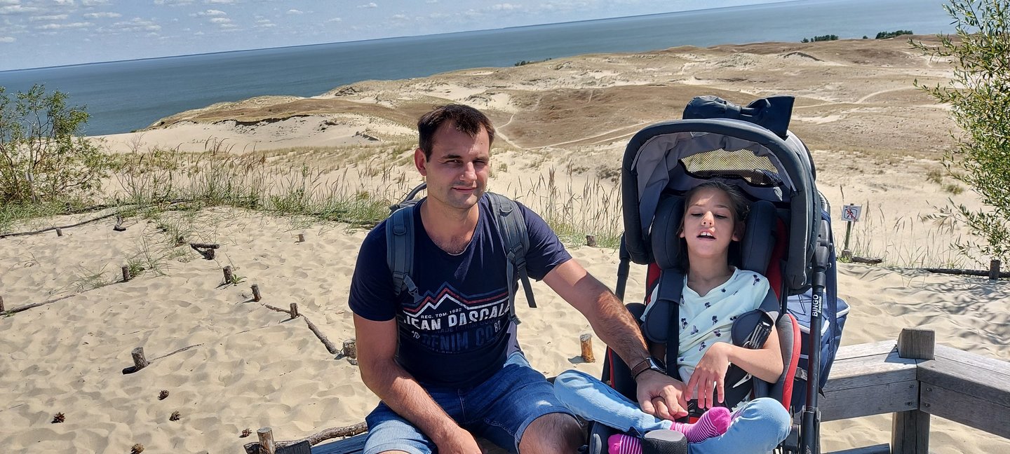  Karolina Meschino ir Viktorija Siegel jėgas suvienijo vardan kilnaus tikslo.<br> Pranešimo siuntėjų nuotr.