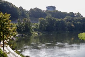 Pavasarį į Lietuvos upes iškeliaus tūkstančiai paaugintų lašišų ir šlakių jauniklių