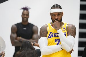 Meistriškumo pamokas jaunimui dalinęs C. Anthony atvedė „Lakers“ į dar vieną pergalę