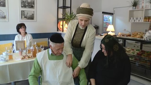 Išskirtinė kavinė Kėdainių rajone: kviečiama ne tik pavalgyti, bet ir iš arčiau susipažinti su žydų kultūra