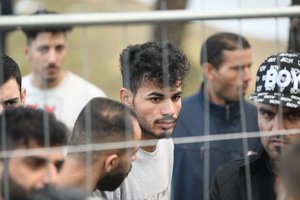 Praėjusią parą neįleista 11 neteisėtų migrantų, ties Lazdijų r. prie sienos su Baltarusija – šūviai