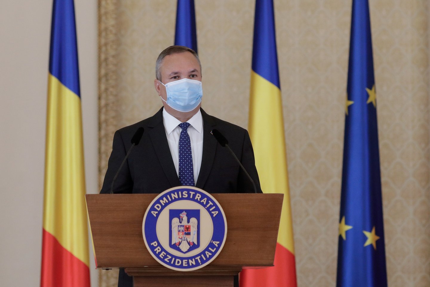 Paskirtasis kandidatas į Rumunijos ministro pirmininko postą Nicolae Ciuca antradienį atsisakė savo mandato naujai vyriausybei suformuoti.