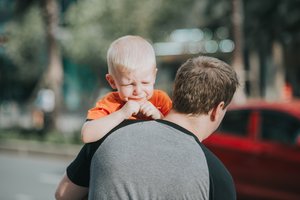 Ruduo įpusėjo, bet ašaros dėl darželio nesibaigė? Pedagogė pataria, ką daryti