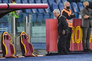 Po „Hotspur“ manevro su A. Conte – J. Mourinho kritika