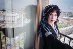 Į Vilnių atvykstanti Sofi Oksanen – rašytoja, sugebanti atgaivinti posovietinę praeitį