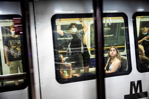 Ribojimus atšaukusioje Danijoje registruotas didžiausias šiais metais naujų COVID-19 atvejų skaičius