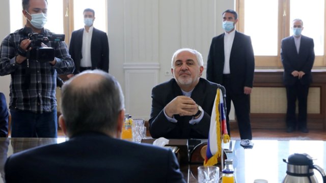 Iranas beveik dvigubai padidino prisodrinto urano atsargas: ruošiamasi atnaujinti derybas