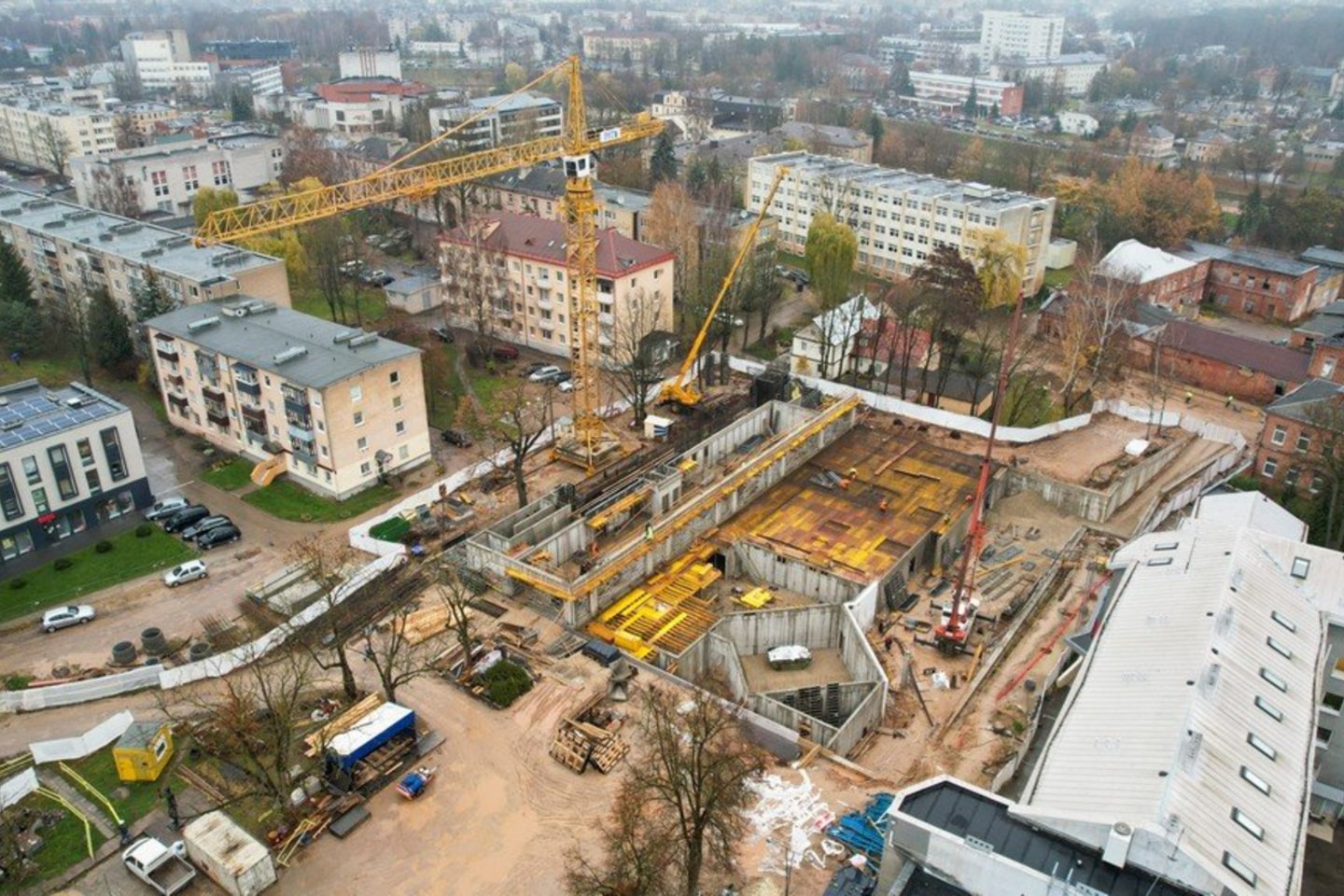 S. Eidrigevičiaus menų centro statybos darbai įsibėgėja: perspėja dėl padidėjusio triukšmo lygio.<br>Rimvydo Ančerevičiaus, Vilmanto Bieliūno nuotr.
