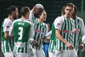 Lietuvos švieslentė: sumažėjusi A lygos intriga, futbolininkių sezono pabaiga ir pirmieji pralaimėjimai