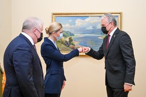 G. Nausėda: nepaprastoji padėtis padėtų apsaugoti sieną