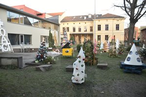 Kalėdinių eglučių kiemelis Klaipėdoje šiemet iš virtualaus pasaulio grįžta į realybę