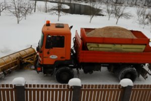 Praėjusios žiemos sniego byla teisme baigėsi taikiai: savivaldybė gatvių tvarkytojams sumokėjo beveik 83 tūkst. eurų