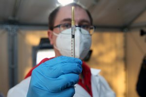 PSO perspėja, kad gali pritrūkti švirkštų vakcinoms