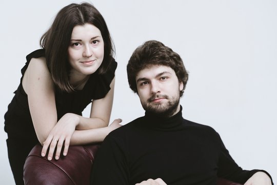 Anna ir Lukas Geniušai Klaipėdoje pristatys naują teatrališką programą