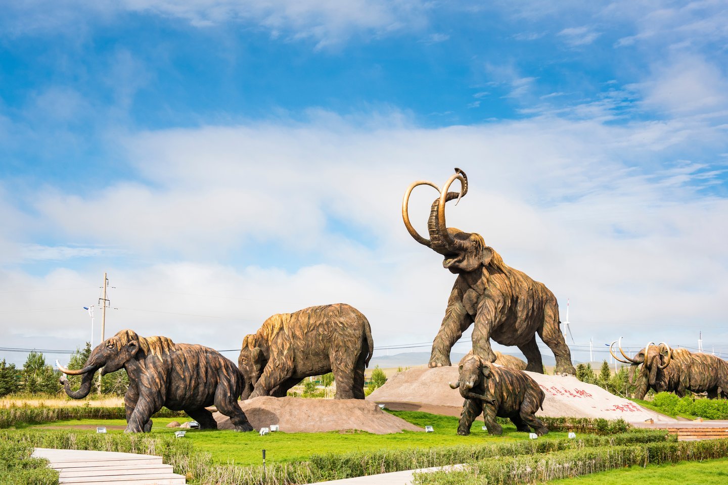  Mamutų parkas Mongolijoje. Anot kai kurių mokslininkų, jei ne šiuolaikinis žmogus, megafauna galbūt gyvuotų ir šiandien.<br> 123rf nuotr.
