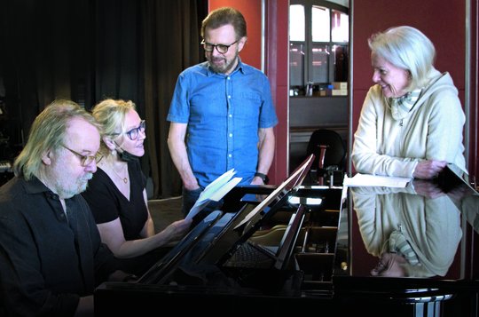 ABBA sugrįžo. Muzikantai atskleidė, dėl ko jie tai padarė 