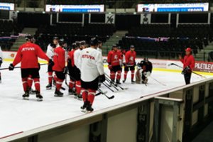 Taline įsikūrusi Lietuvos ledo ritulio rinktinė ketvirtadienį pradės Baltijos „Iššūkio“ taurės turnyro kovas