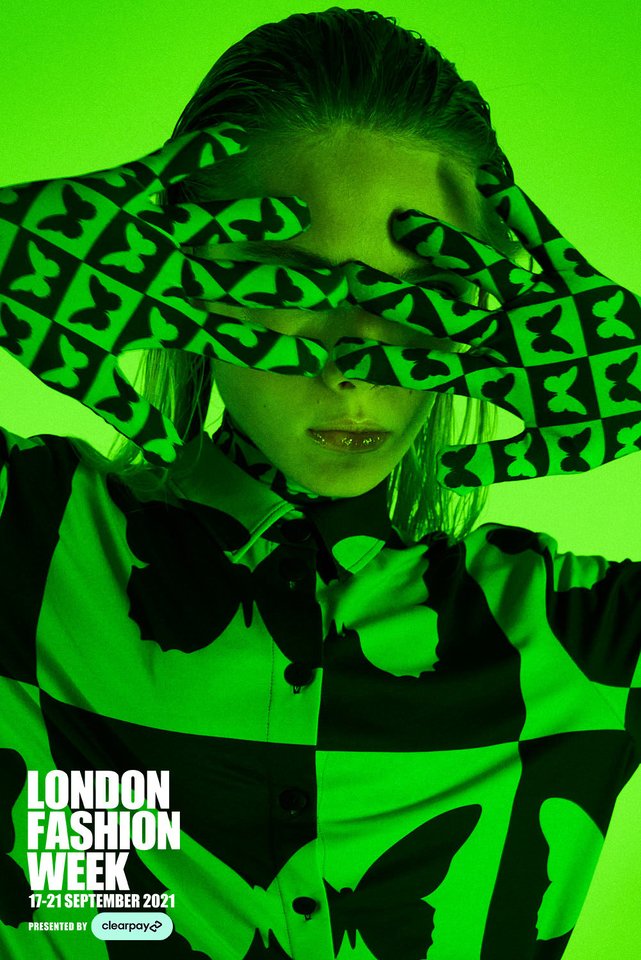 Šiemet Agnė Kuzmickaitė naujausios kūrybos modelius du kartus virtualiai pristatė Londono mados savaitės oficialioje programoje.<br>Asmeninio albumo nuotr.