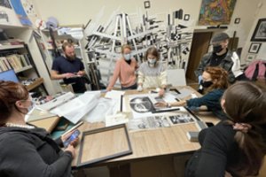 Paaugliams, kūrusiems dailės parodą Nacionalinėje galerijoje, prireikė ir muzikos