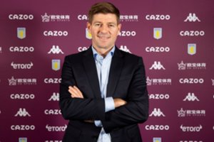 „Liverpool“ legenda S. Gerrardas tapo naujuoju „Aston Villa“ strategu