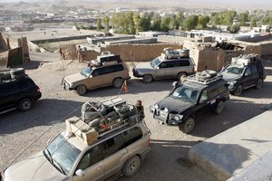 Lietuvos advokatūra skyrė apie 900 eurų persekiojamiems kolegoms Afganistane