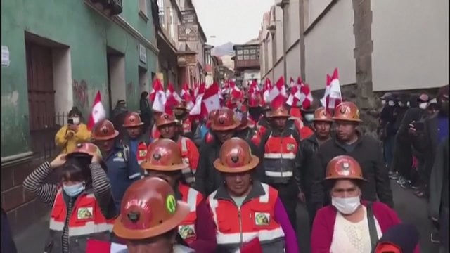 Bolivijoje tvyro politinė įtampa: įsiplieskė protestai dėl šalies įstatymo panaikinimo