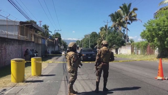 Dažnėjančios žmogžudystės Salvadore privertė imtis veiksmų: prezidentas dislokavo kariuomenę