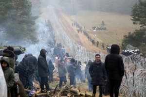 Minskas ir toliau grasina: žada griežtai atsakyti į naujas sankcijas