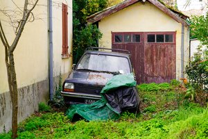 Raseiniškių šeima nebeapsikenčia to, kas vyksta kaimynų garaže: „Pasidarė visai nebejuokinga“