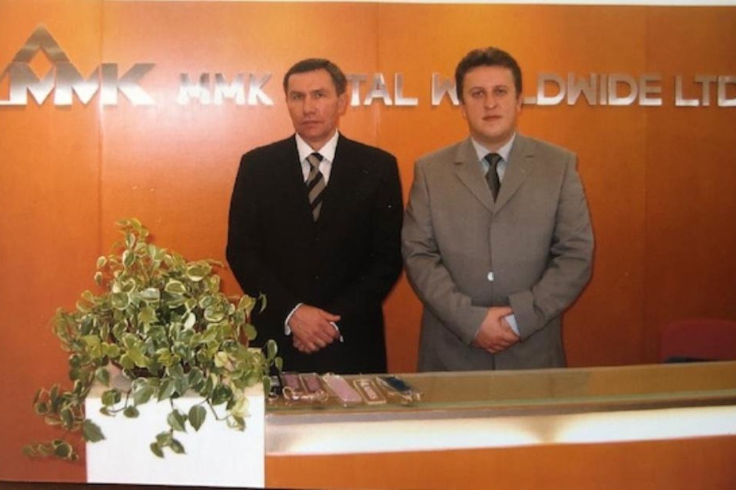  R.Karpavičius (kairėje) praeityje verslą vystė su bičiuliu A.Dmitrijevu, kuriam 2018 metais prasitarė apie patiriamą spaudimą.<br> Asmeninio albumo nuotr.