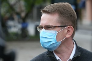 Dėl grasinimų A. Dulkiui įtarimai pareikšti vienam asmeniui, įtariamųjų dar gali padaugėti