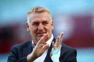 „Norwich City“ pasirinko: komandą treniruos „Aston Villa“ prieš savaitę atleistas strategas D. Smithas