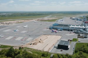 Pristato esminius Vilniaus oro uosto aerodromo teritorijoje atliktus darbus: rekonstrukcija vyko trejus metus