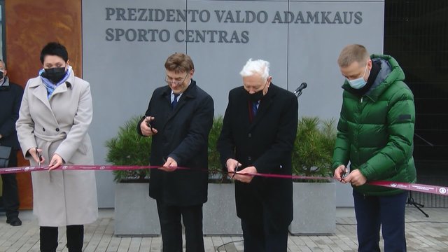 Atidarytas didžiausias šalyje universitetinis sporto centras: sudalyvavo ir V. Adamkus