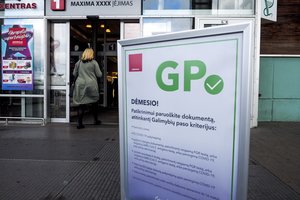 Vaistinių atstovai primena, kad galimybių paso savo vaikams į vaistinę turi ateiti tėvai