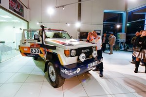 Į Dakarą – po 20 metų pertraukos: V. Valiukevičius su kolega startuos 1987-ųjų automobiliu