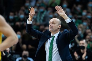 Malonumą jautęs J. Zdovcas – apie neeilinį ryšį su M. Kalniečiu ir ginčą su asistentu