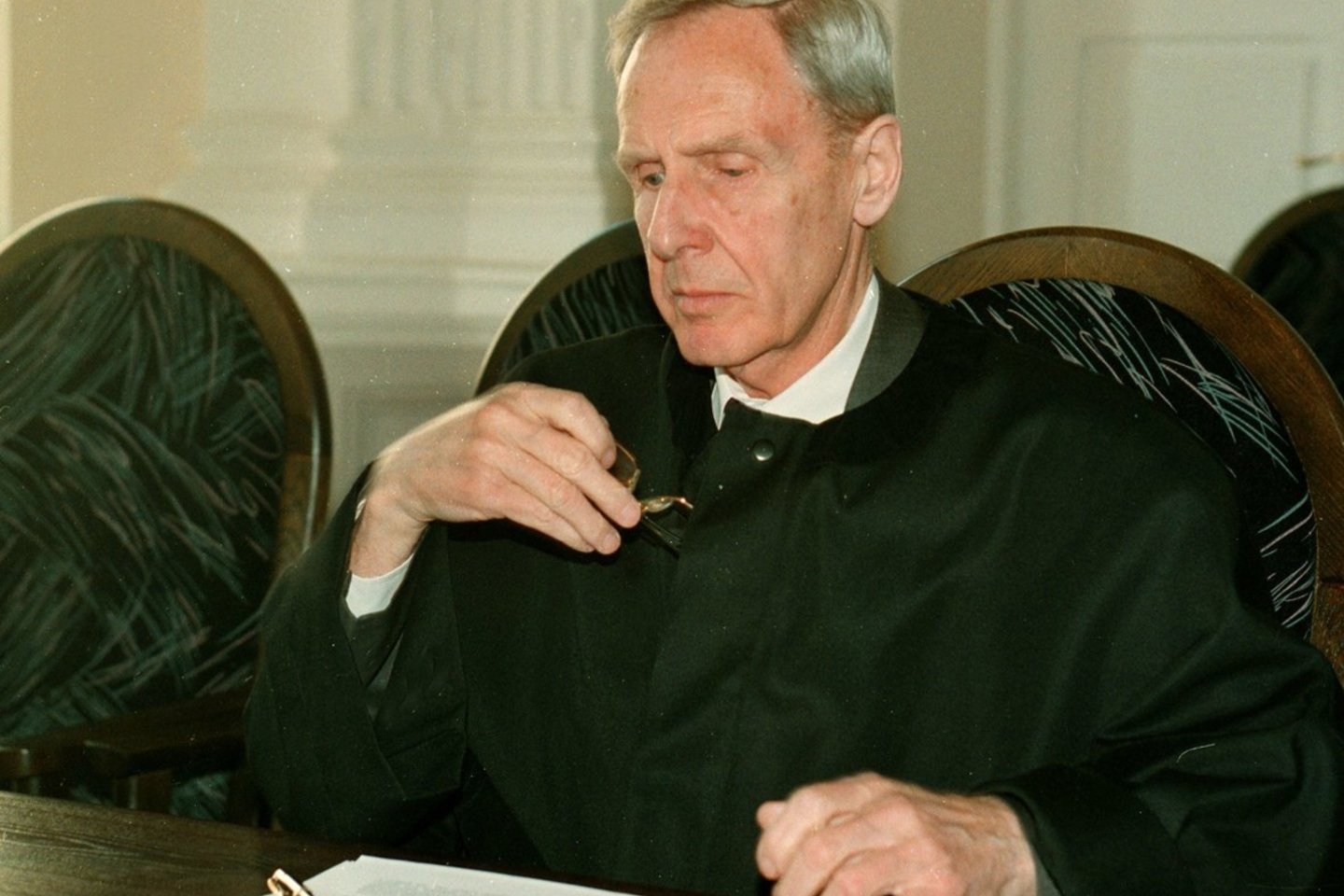  Advokatas K.Motieka 2000-aisiais.<br> R.Jurgaičio nuotr.