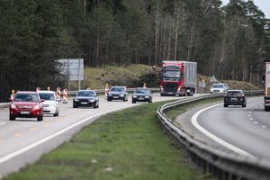 Seno viaduko per kelias dienas neliko nė žymės: naujo sulauksime vasarą