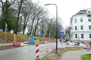 Pirma pakeitė šviestuvus, paskui juos permontavo: esą tai padėjo sutaupyti