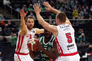 Po pertraukos prabudęs ir per kėlinį 41 tašką pelnęs „Žalgiris“ be gailesčio susidorojo su „Juventus“