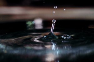 Nuosavų namų šeimininkai ne juokais sutrikę – ar teks mokėti už vandenį iš gręžinių: valdininkai turi savo atsakymą