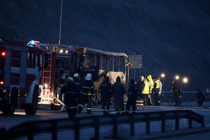 Kraupi tragedija Bulgarijoje: per autobuso avariją žuvo mažiausiai 46 žmonės