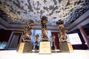 Nusipelnę miestui turi būti įvertinti: kas verčiausi Vilniuje?