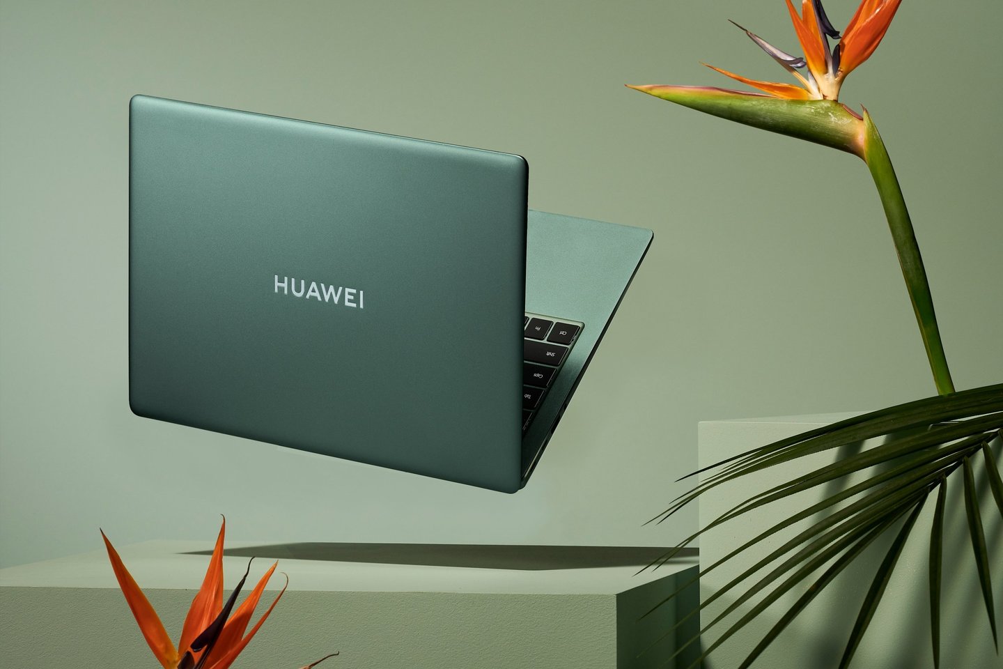 „Huawei“ pristatė naująjį „HUAWEI MateBook 14s“ nešiojamąjį kompiuterį.