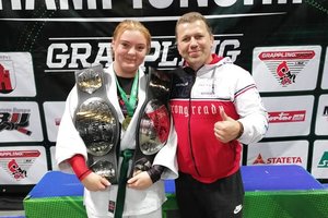 Pasaulio graplingo čempione tapusi kinologė S. Bacevičiūtė: „Ne visada galiu atvykti į treniruotes – Tėvynė šaukia ją saugoti“