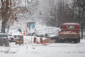 Kelio darbai vyksta ir šaltuoju sezonu: ką svarbu žinoti vairuotojams